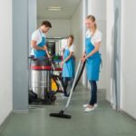 Инструкция по охране труда для уборщика служебных помещений на 2023